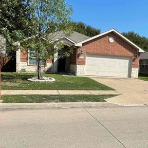 lawn maintenance by Lawn Anne Garden Expressions- With the Lawn Lady reviewed on May 23, 2025