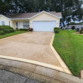 Bush Trimming by Humble Dave&#039;s reviewed on August 20, 2025