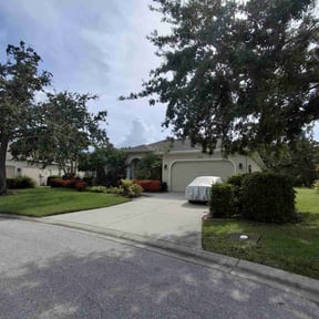 residential landscaping by Afloridable services LLC reviewed on November 19, 2025