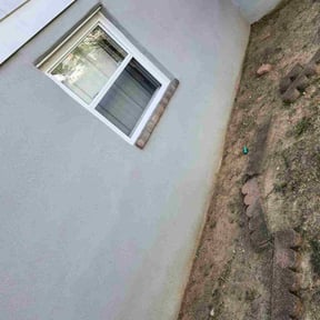 Flower Bed Weeding by JJmartinez reviewed on November 24, 2025