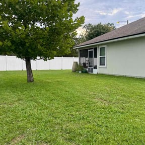 lawn service by t&amp;g custom carpentry reviewed on April 20, 2024