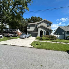 gardening service by Lawn King reviewed on May 9, 2025