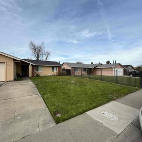 turf maintenance by Juan Rodriguez reviewed on July 19, 2025