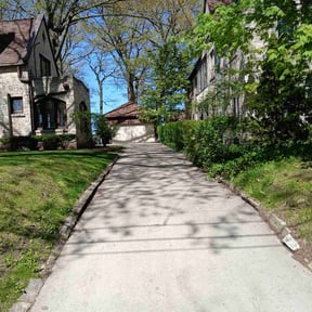 yard work by Mckinneys Lawn & Tree Care reviewed on August 15, 2025