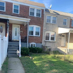 Flower Bed Weeding by Blade2Bloom reviewed on November 21, 2025