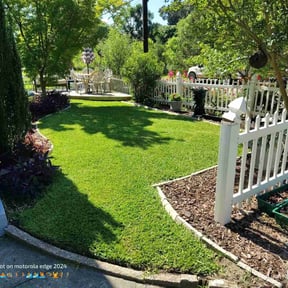 landscape maintenance by Chloe’s Lawn Care LLC reviewed on August 16, 2025