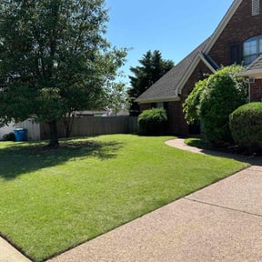 gardening service by Phelps Landscaping Services reviewed on August 18, 2025