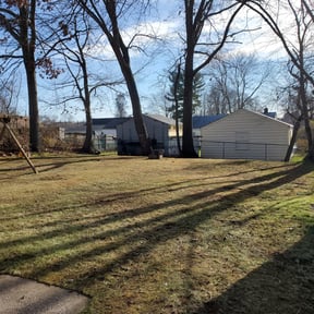 Leaf Removal by JNGLandscaping LLC reviewed on June 5, 2025