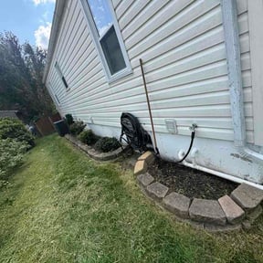 Flower Bed Weeding by Mid Michigan Outdoor Services reviewed on September 1, 2026