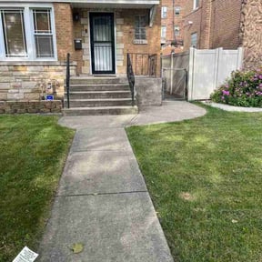 Flower Bed Weeding by RnK landscaping and pressure wash reviewed on September 15, 2026