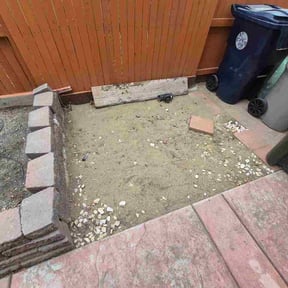Flower Bed Weeding by Hard Hat Lawn Crew reviewed on September 16, 2026