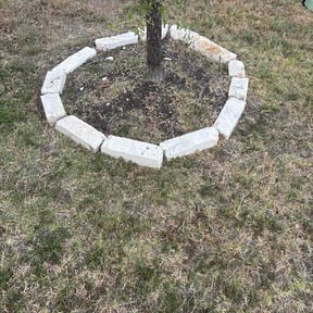 Flower Bed Weeding by Keen Masonry reviewed on September 1, 2026