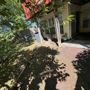 Leaf Removal by Escobar Lawn Care services LLC reviewed on September 11, 2026