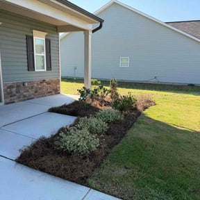 Flower Bed Weeding by Husky Pup Mowing reviewed on August 26, 2026