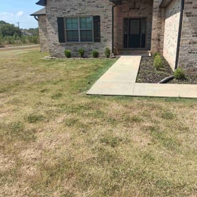 Flower Bed Weeding by BMG HomeSolutions reviewed on September 15, 2026