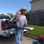 Dydyan lawn care Logo